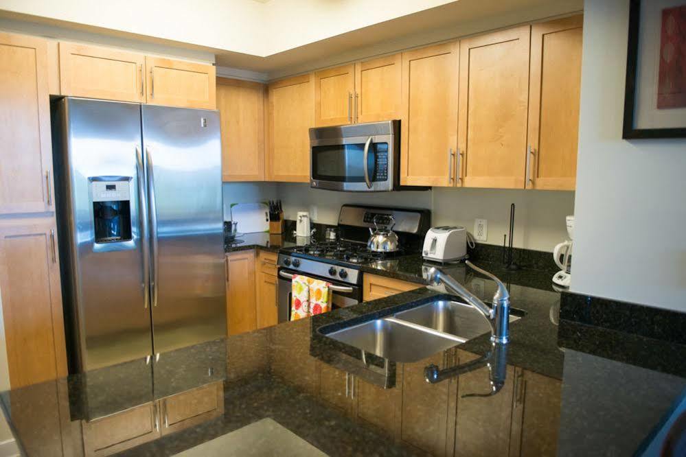 Crystal Quarters Furnished Apartments At The Gramercy 알링턴 외부 사진